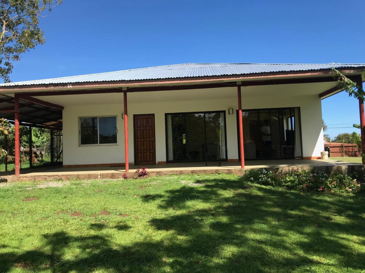 Cabanas Tautira Hanga Roa Exterior photo